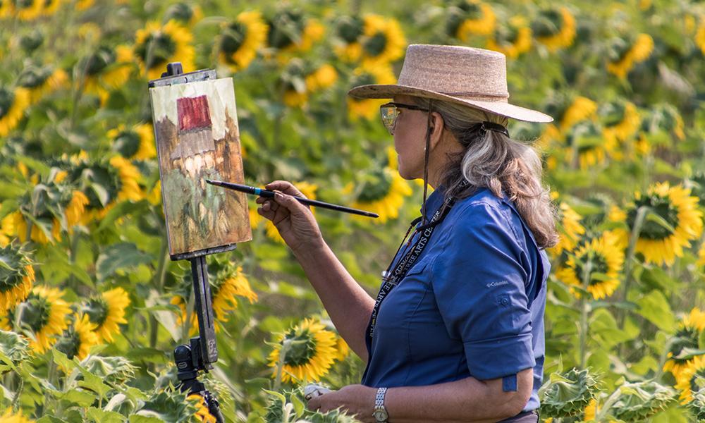 PGT artist Joe Anna Arnett