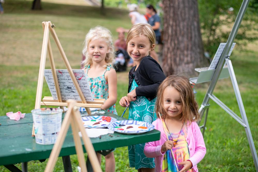 Pint-Sized Paintout Young kids painting